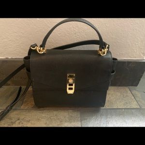 Henri Bendel purse